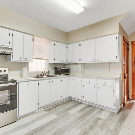 "New Listing" Spacious 3 Bedroom Large Home Close To Downtown, Oakland, & East Liberty! Home Pittsburgh Exterior photo
