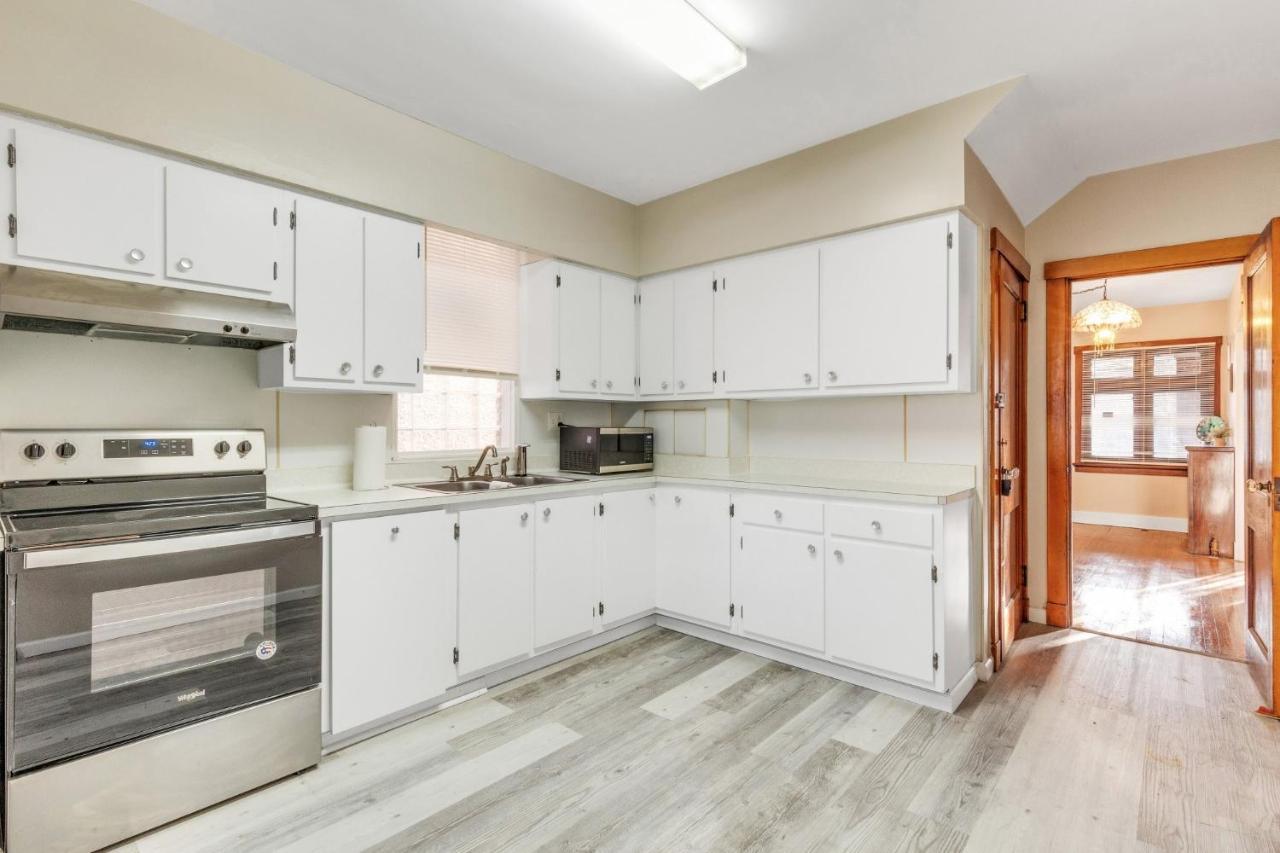 "New Listing" Spacious 3 Bedroom Large Home Close To Downtown, Oakland, & East Liberty! Home Pittsburgh Exterior photo