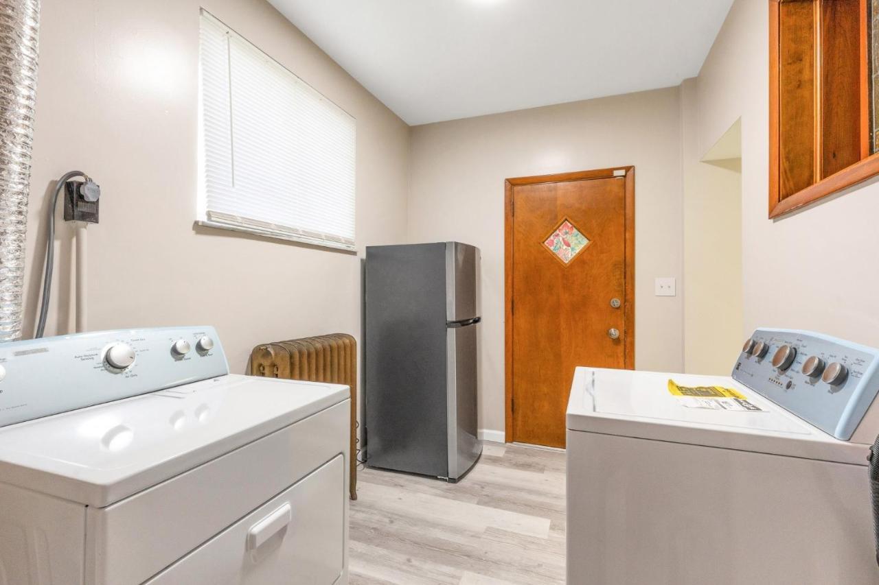 "New Listing" Spacious 3 Bedroom Large Home Close To Downtown, Oakland, & East Liberty! Home Pittsburgh Exterior photo